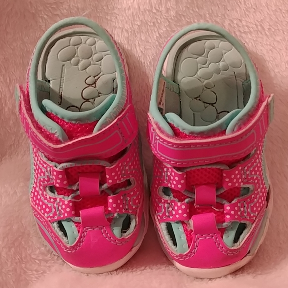 infant size 4 sandals girl